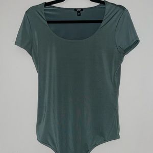 Body contour bodysuit